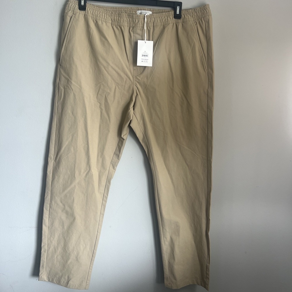 Nwt Free Assembly Commuter Pant Khaki Chino Size XL Elastic Waist